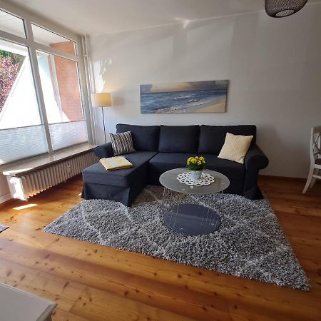 Wohnung Fleethoern - Zentral, Ruhig, Mit Parkplatz Und Balkon Kiel Bagian luar foto