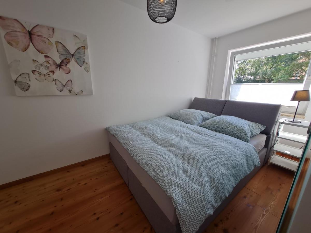Wohnung Fleethoern - Zentral, Ruhig, Mit Parkplatz Und Balkon Kiel Bagian luar foto