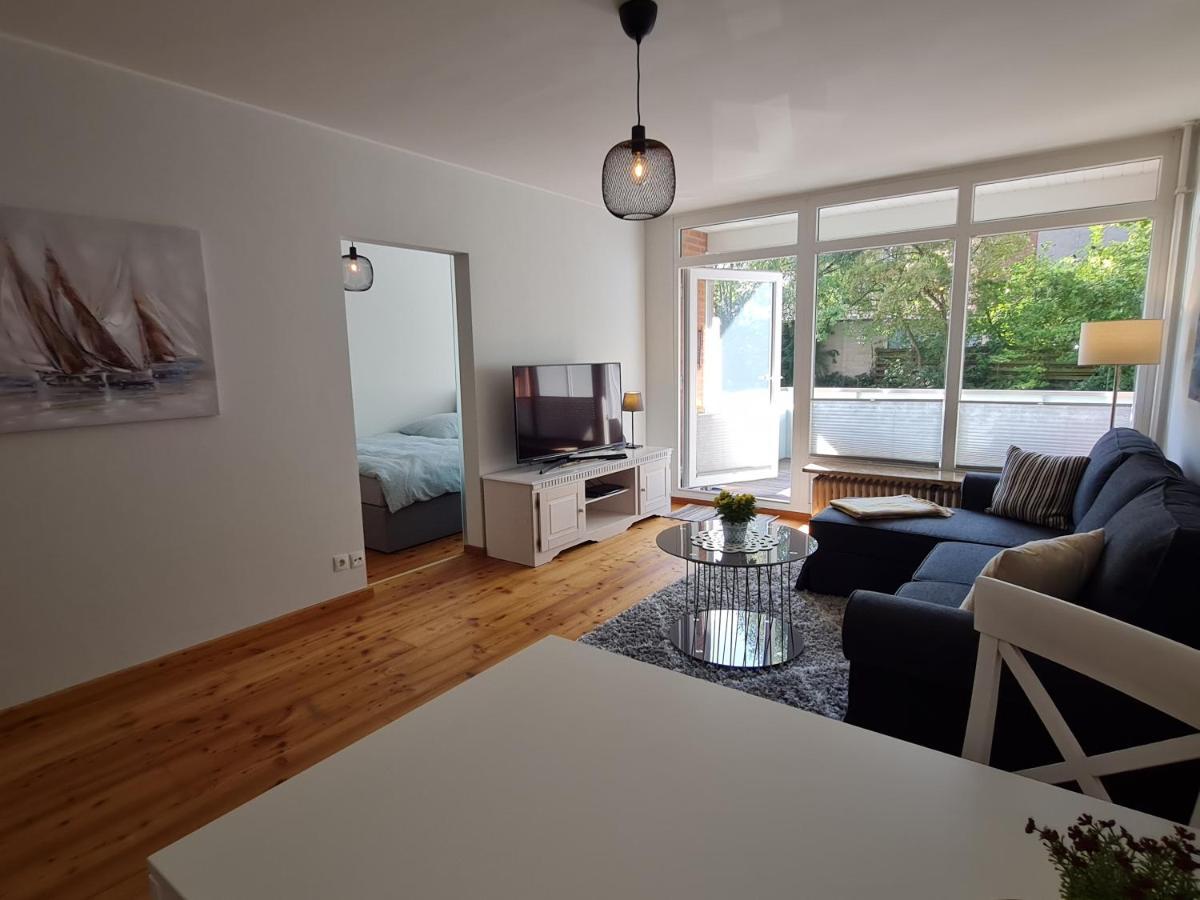 Wohnung Fleethoern - Zentral, Ruhig, Mit Parkplatz Und Balkon Kiel Bagian luar foto